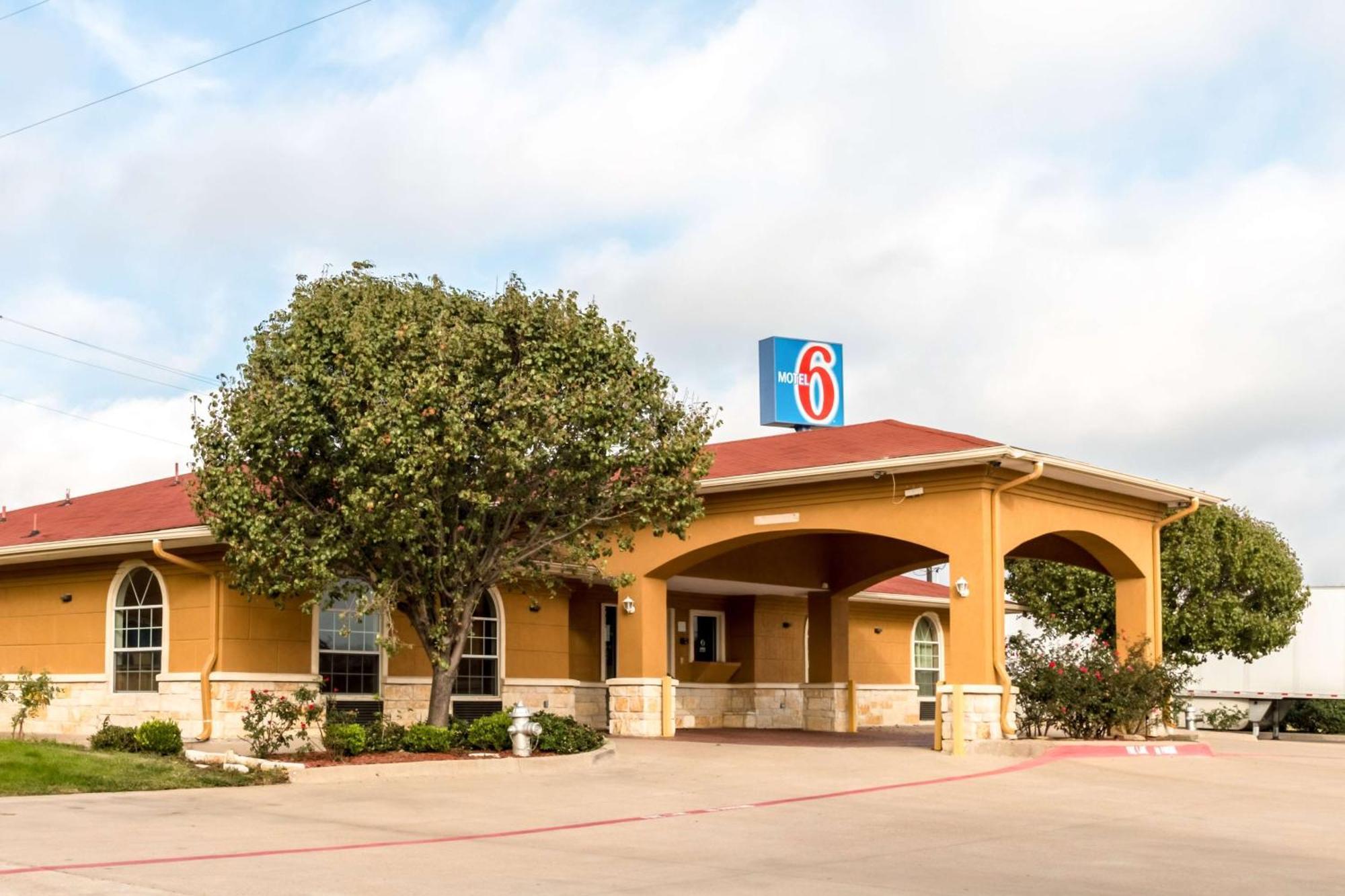 Motel 6 Alvarado Tx Экстерьер фото